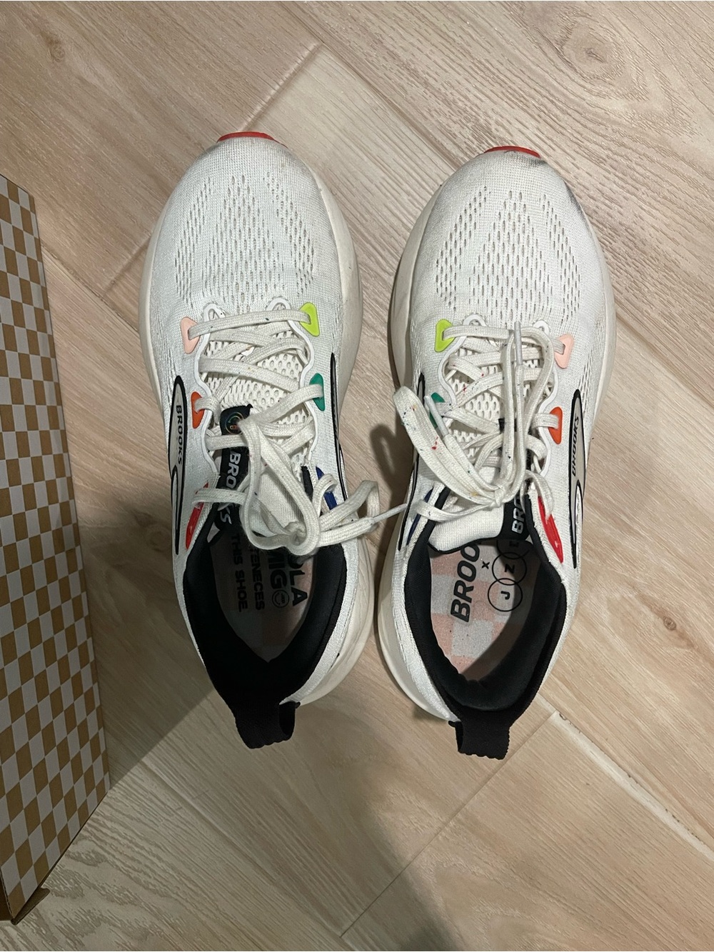 Brooks White Sneakers with Red, Blue, Green and Black Accents - Picture 2 of 5